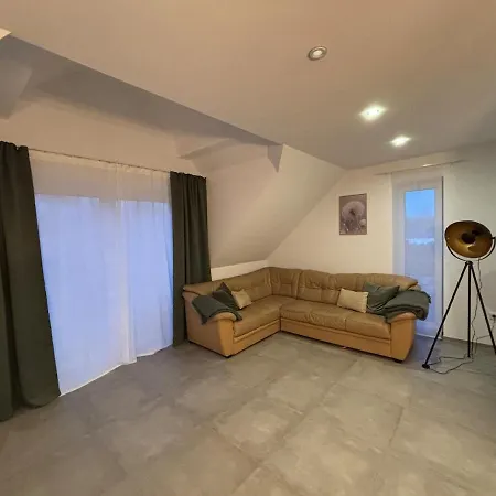 Ruhige Maisonette Im Gruenen Apartman *