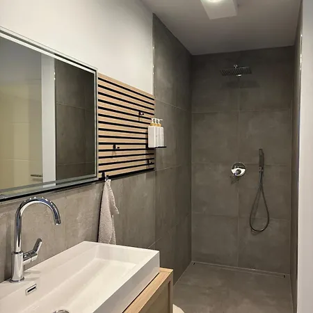 Ruhige Maisonette Im Gruenen Nettetal