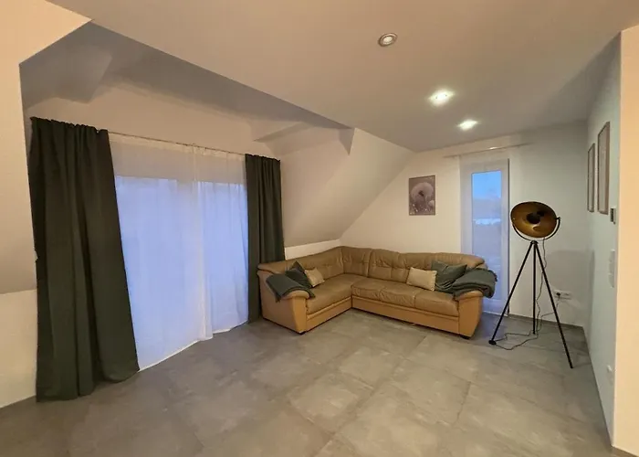 Ruhige Maisonette Im Gruenen Lejlighed *