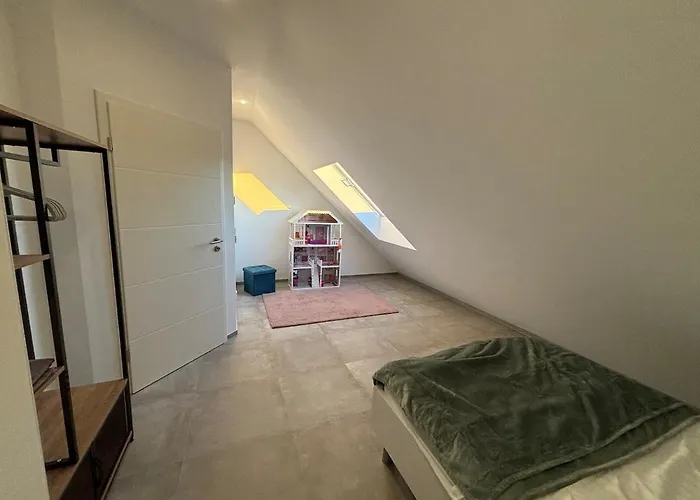 Ruhige Maisonette Im Gruenen Lejlighed