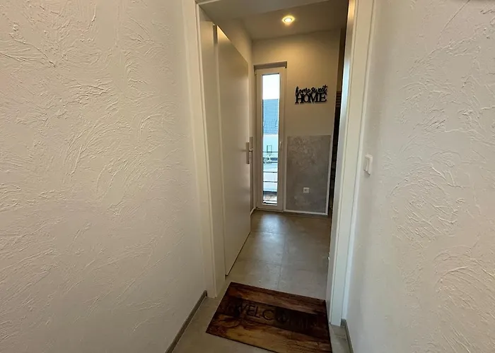 Ruhige Maisonette Im Gruenen