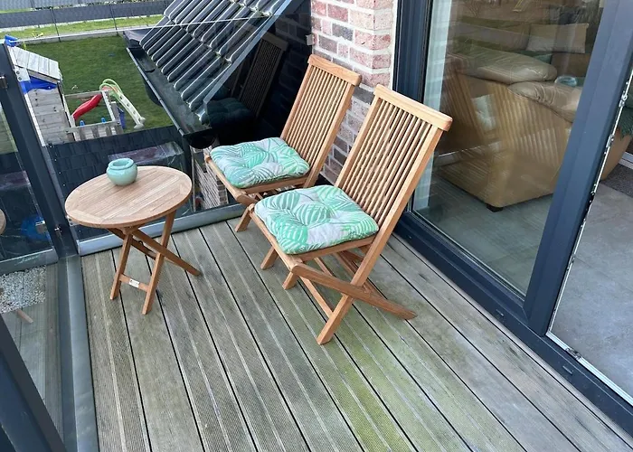 Ruhige Maisonette Im Gruenen Lejlighed *